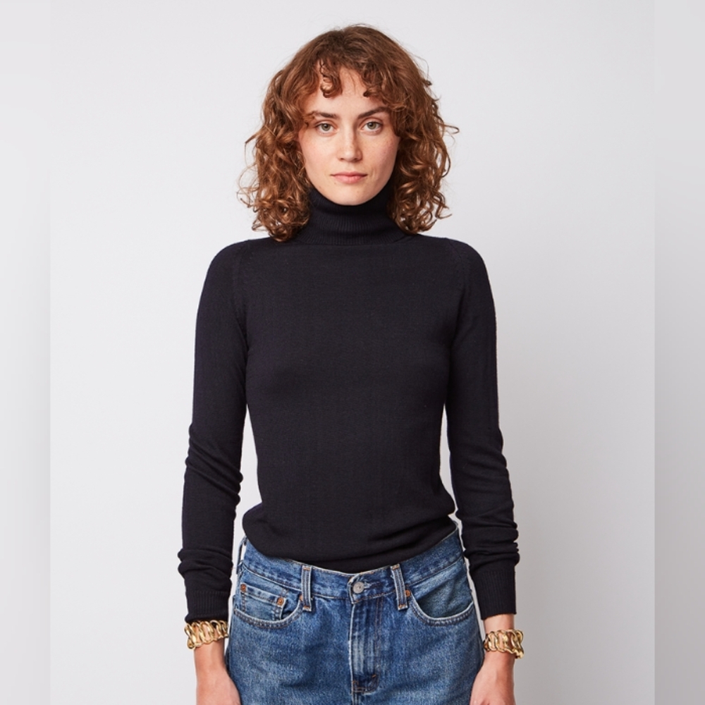 Marlowe Cream Cashmere + Silk Turtleneck Sweater L